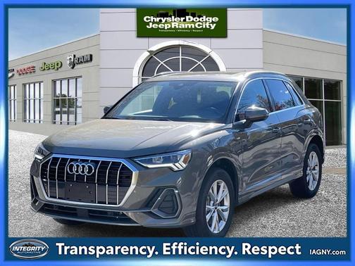 2025 Audi Q3 45 S line Premium