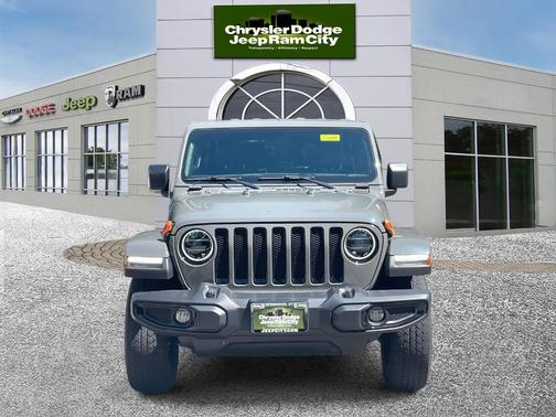 2021 Jeep Wrangler Unlimited Sahara Altitude
