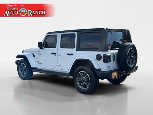 2023 Jeep Wrangler 4-Door Sahara 4x4