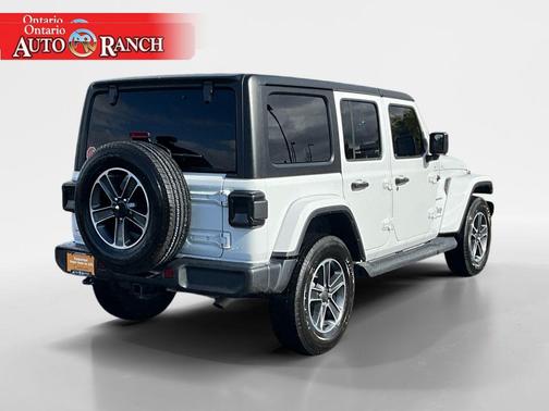2023 Jeep Wrangler 4-Door Sahara 4x4