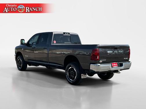 2025 RAM 3500 Laramie Crew Cab 4x4 8' Box
