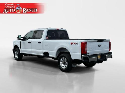 OXFORD WHITE 2024 Ford F-350 XLT