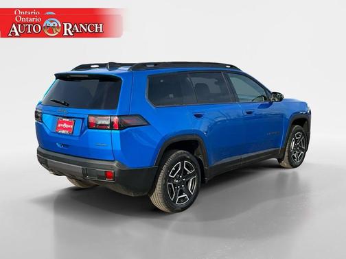 2026 Jeep Cherokee Laredo 4x4