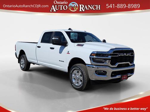 2025 RAM 3500 Big Horn Crew Cab 4x4 8' Box