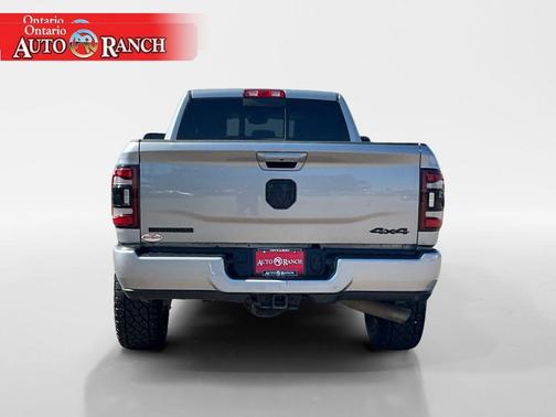 2022 RAM 2500 Big Horn Crew Cab 4x4 8' Box