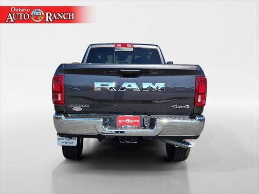 2025 RAM 3500 Big Horn Crew Cab 4x4 8' Box