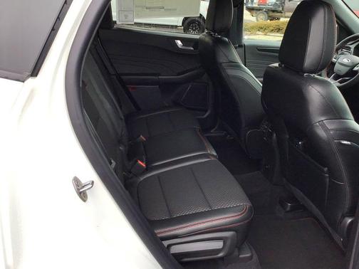 2023 Ford Escape ST-Line Elite