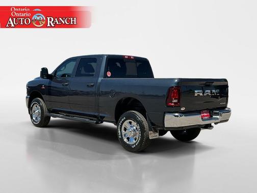 2025 RAM 2500 Tradesman Crew Cab 4x4 6'4' Box