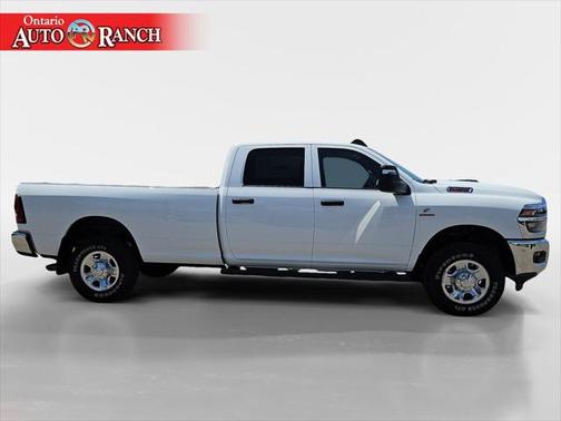 2025 RAM 3500 Tradesman Crew Cab 4x4 8' Box