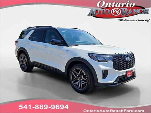 2025 Ford Explorer ST-Line