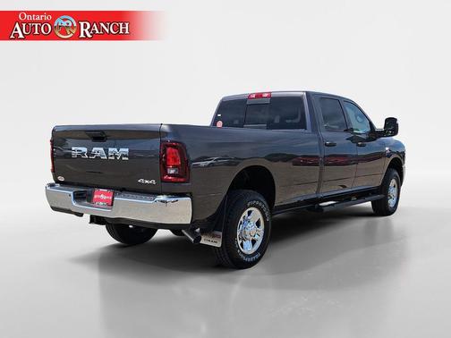 2025 RAM 3500 Tradesman Crew Cab 4x4 8' Box
