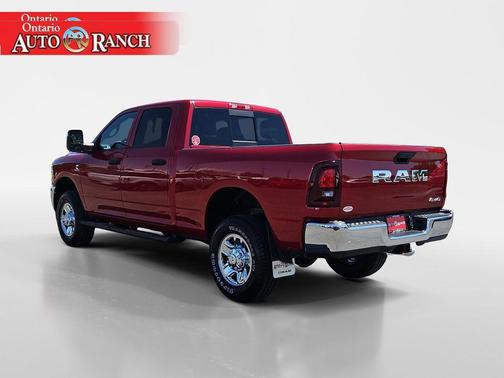 2025 RAM 2500 Tradesman Crew Cab 4x4 6'4' Box