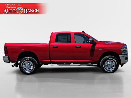 2025 RAM 2500 Tradesman Crew Cab 4x4 6'4' Box