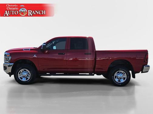 2025 RAM 2500 Tradesman Crew Cab 4x4 6'4' Box