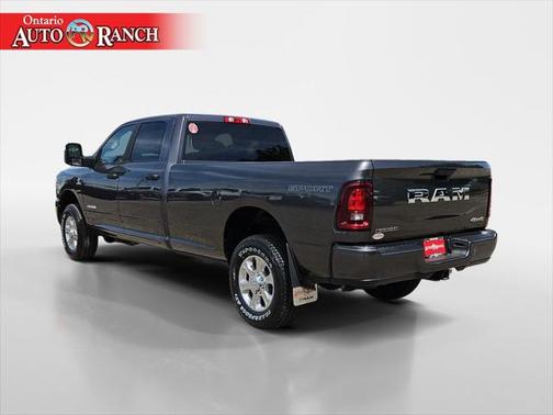 2025 RAM 3500 Big Horn Crew Cab 4x4 8' Box