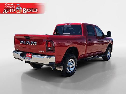 2025 RAM 2500 Tradesman Crew Cab 4x4 6'4' Box