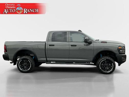 2026 RAM 2500 Tradesman Crew Cab 4x4 6'4' Box