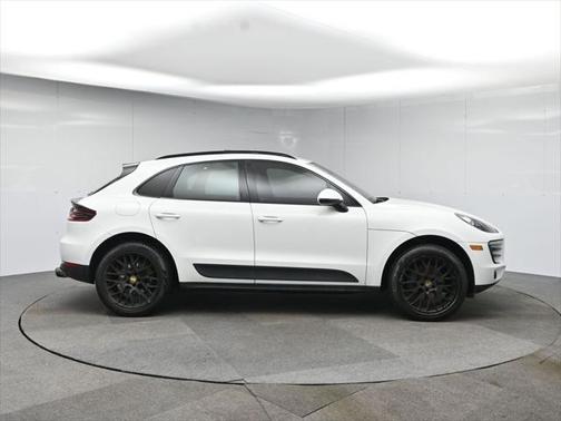 2018 Porsche Macan Base