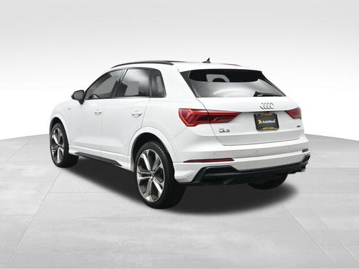 2021 Audi Q3 45 S line Premium Plus