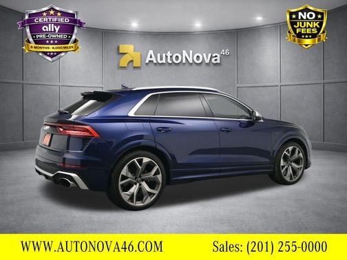 Navarra Blue Metallic 2022 Audi RS Q8 4.0T