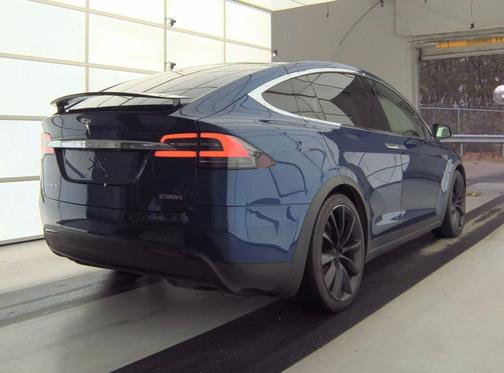 2016 Tesla Model X P90D