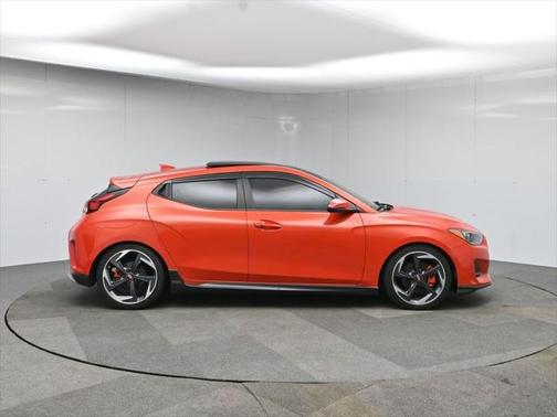 2019 Hyundai Veloster Base