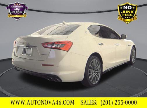 2018 Maserati Ghibli Base