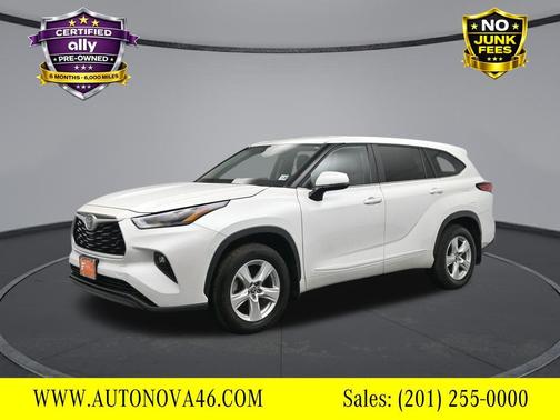 2023 Toyota Highlander LE