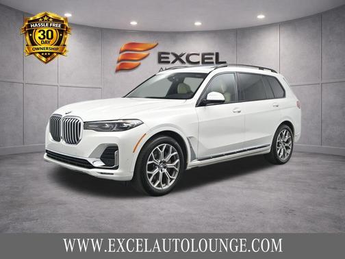 Mineral White Metallic 2021 BMW X7 xDrive40i