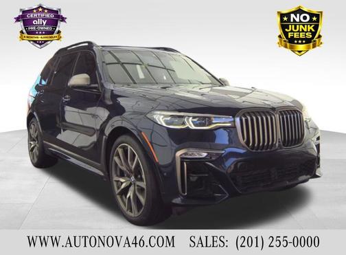 2021 BMW X7 M50i