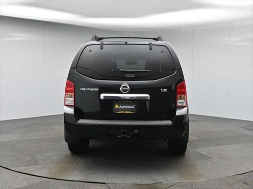 2012 Nissan Pathfinder LE