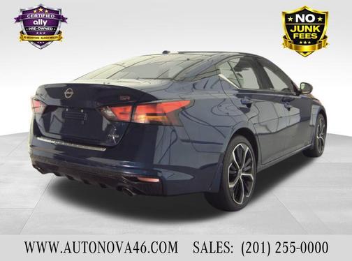 2023 Nissan Altima SR Intelligent AWD