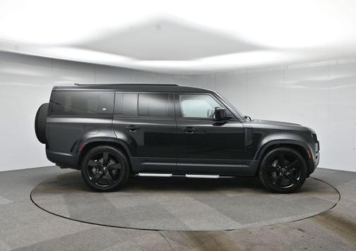 2024 Land Rover Defender 130 P300 S