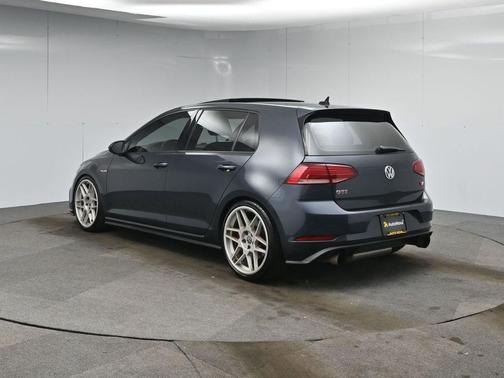 2020 Volkswagen Golf GTI 2.0T SE DSG