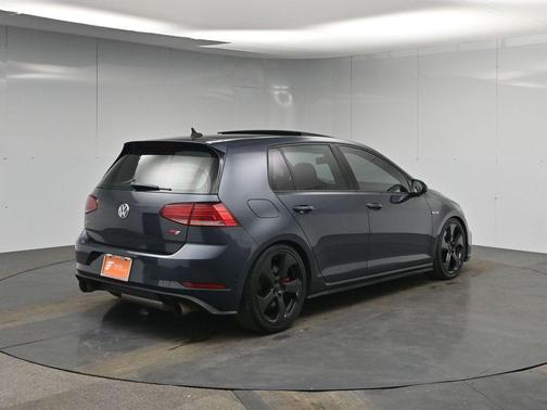 2020 Volkswagen Golf GTI 2.0T SE DSG