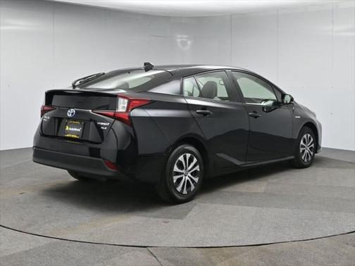 2020 Toyota Prius XLE