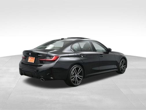 2023 BMW 330 xDrive