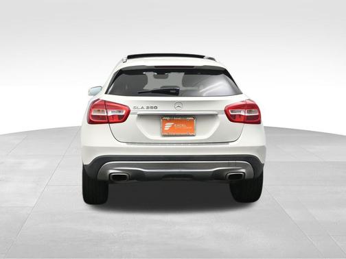 2017 Mercedes-Benz GLA 250 Base