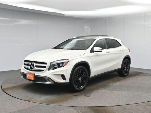 2017 Mercedes-Benz GLA 250 Base