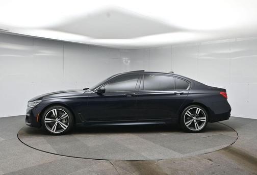 2019 BMW 750 I