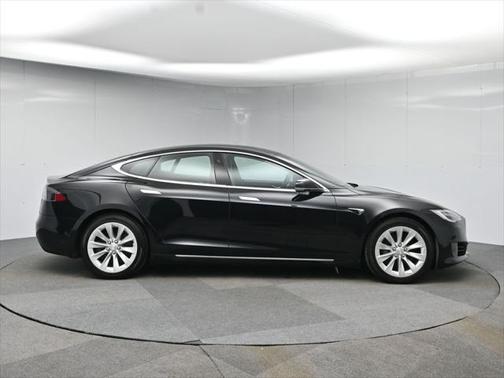 2017 Tesla Model S 75