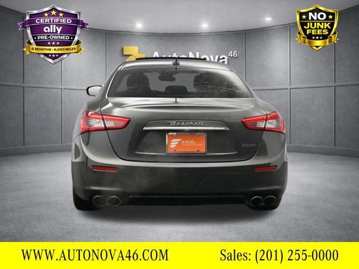 Gray 2017 Maserati Ghibli Base