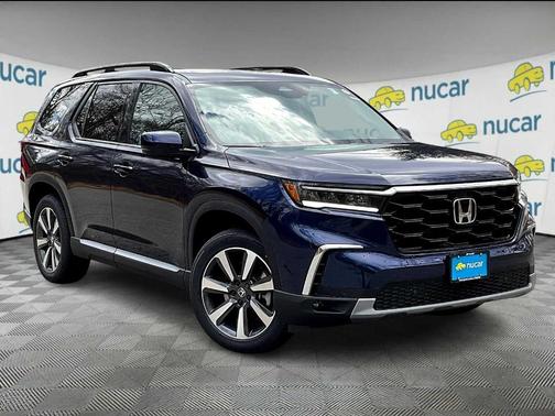 2025 Honda Pilot Touring