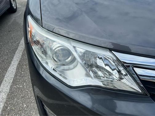2013 Toyota Camry Hybrid XLE