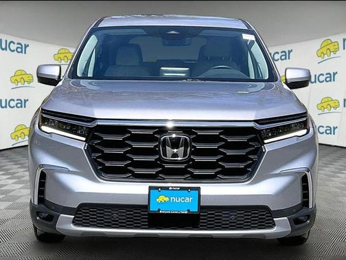 Silver 2024 Honda Pilot EX-L
