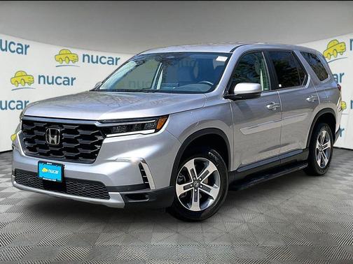 Silver 2024 Honda Pilot EX-L