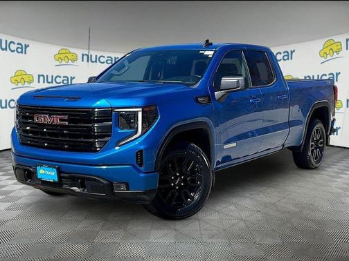 Blue 2022 GMC Sierra 1500 Elevation
