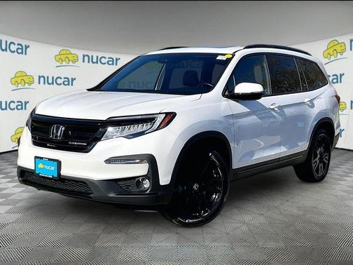 White 2022 Honda Pilot Black Edition