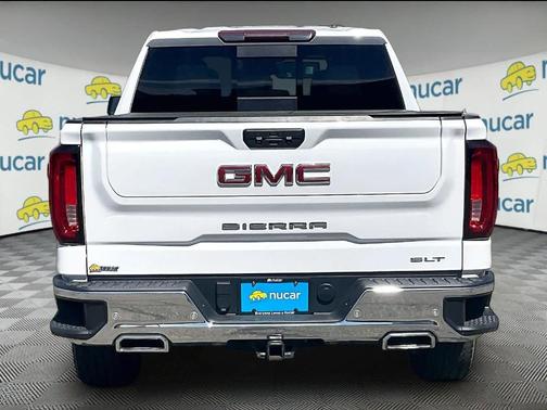 White 2022 GMC Sierra 1500 SLT