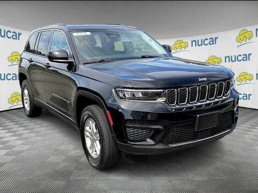 2022 Jeep Grand Cherokee Laredo